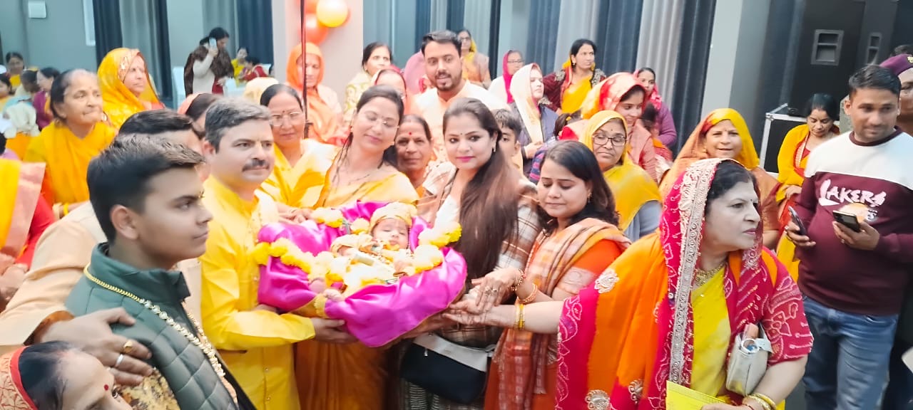 धीरेंद्र कृष्ण शास्त्री की पुष्कर में आयोजित होने वाली 3 दिवसीय हनुमंत कथा का पोस्टर विमोचन