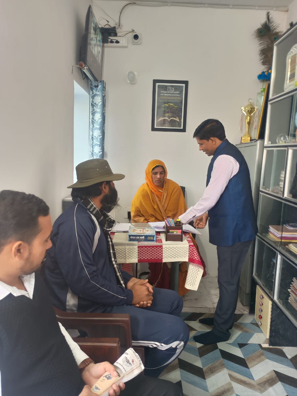 सावित्रीबाई फुले जयंती पर ऐतिहासिक पहल: सरकारी नौकरी पाने वाली छात्रा को मिलेगा Gold medal और ग्रीन पेन