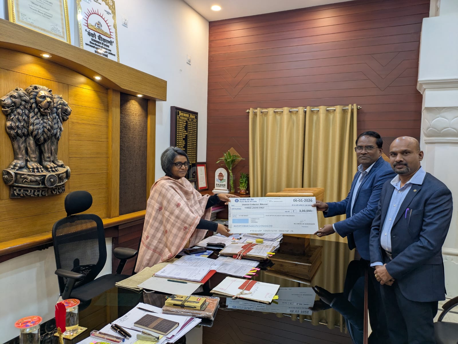 ऊंट उत्सव-2026: एनएलसी इंडिया लिमिटेड ने जिला प्रशासन को दी 3 लाख रुपये की वित्तीय सहायता