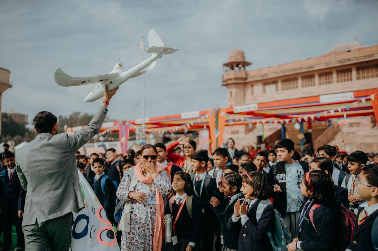 Bikaner चिल्ड्रन फेस्टिवल ‘आजू-गूजा 2.0’ के दूसरे दिन उमड़ा बच्चों का सैलाब, 25 हजार से अधिक एंट्री दर्ज