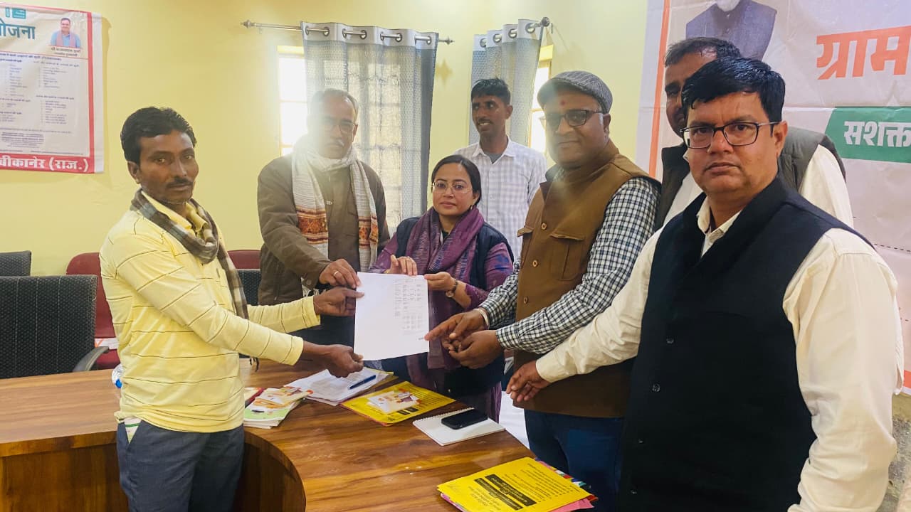 जिला कलेक्टर ने कानासर ग्राम उत्थान शिविर का निरीक्षण कर अधिकारियों को दिए निर्देश