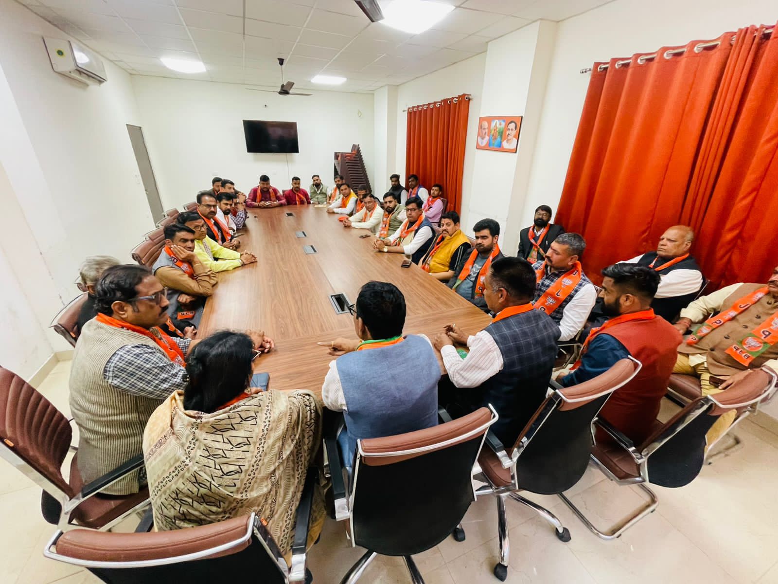 Bikaner संभाग भाजपा कार्यालय में केंद्रीय बजट 2026–27 व विकसित भारत जी रामजी पर संवाद कार्यक्रम