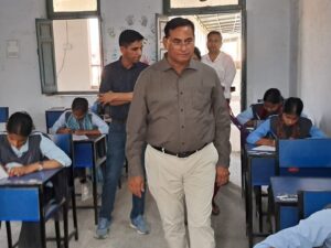 माध्यमिक शिक्षा निदेशक सीताराम जाट ने संयुक्त निदेशक कार्यालय व विभिन्न विद्यालयों का किया निरीक्षण