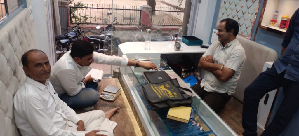 विधि माप विज्ञान विभाग की कार्रवाई, नोखा में अनियमितताएं पाए जाने पर की कार्रवाई