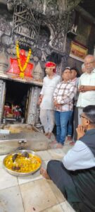 जिला कलेक्टर ने देशनोक स्थित करणी माता मंदिर में किए दर्शन, उप तहसील का निरीक्षण