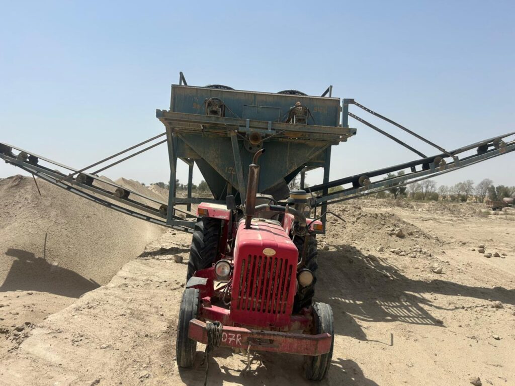 खनिज और राजस्व विभाग ने अवैध खनन के खिलाफ की कार्रवाई