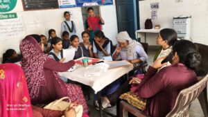 विशेष एचपीवी टीकाकरण अभियान के पहले दिन तीन सौ से अधिक किशोरियाँ पहुंची टीकाकरण करवाने